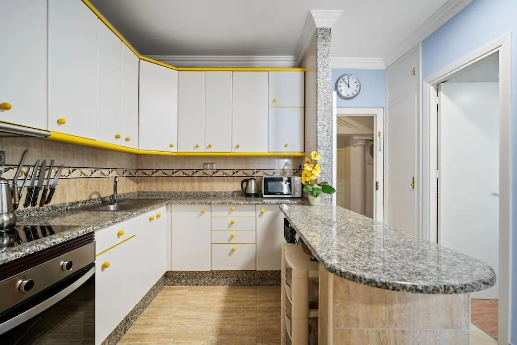Unique 2 Bedroom Apart In Golden Mile✺ Pool ✺ Parking Μαρμπέλλα Διαμέρισμα