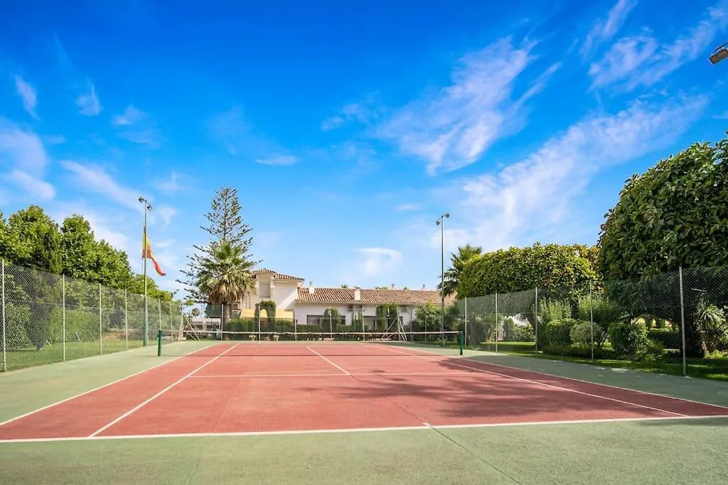Unique 2 Bedroom Apart In Golden Mile✺ Pool ✺ Parking Μαρμπέλλα 0*,