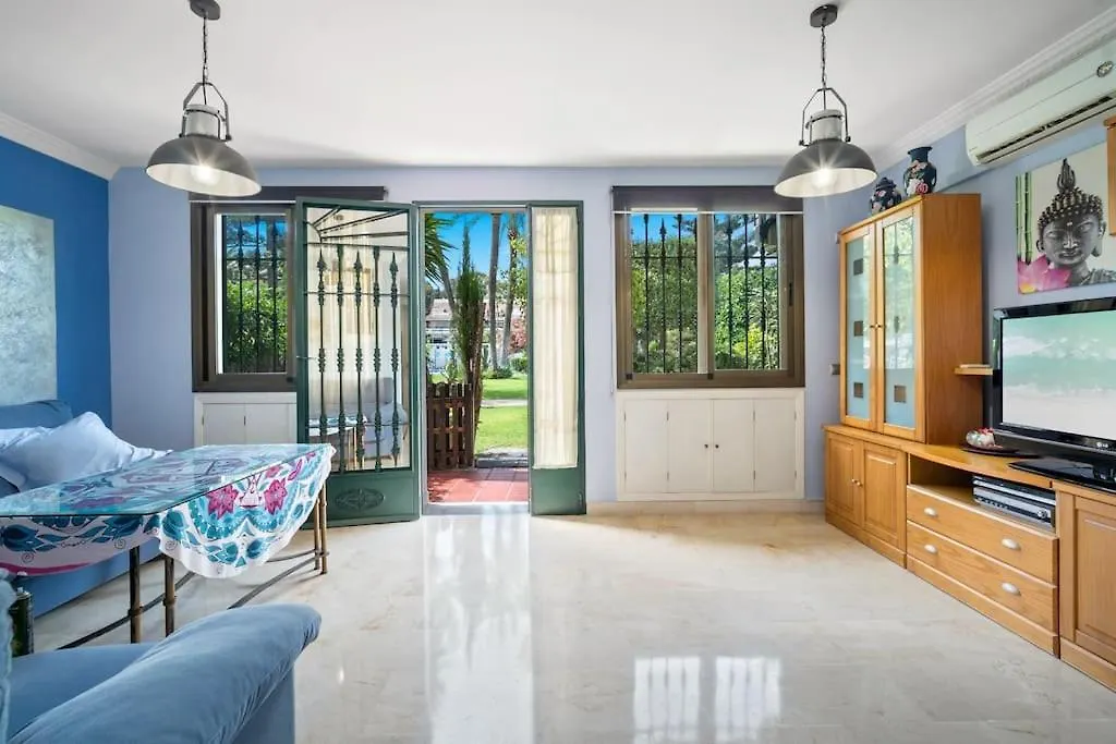 Unique 2 Bedroom Apart In Golden Mile✺ Pool ✺ Parking Μαρμπέλλα Διαμέρισμα