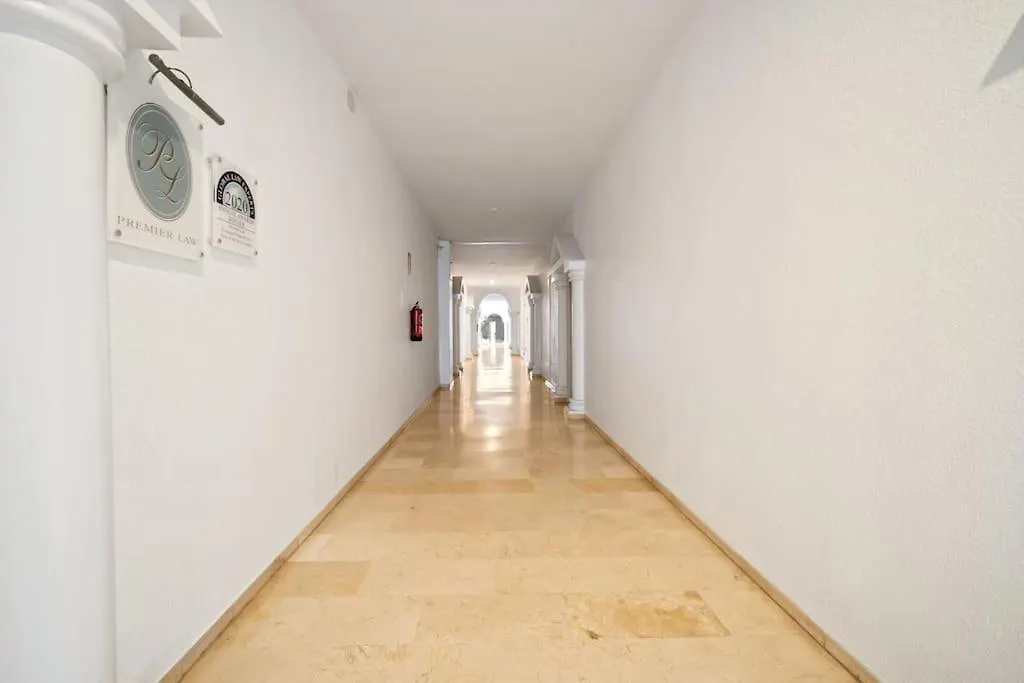 Unique 2 Bedroom Apart In Golden Mile✺ Pool ✺ Parking Marbella 0*,